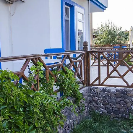 Sevinc Szálloda Ayvalı