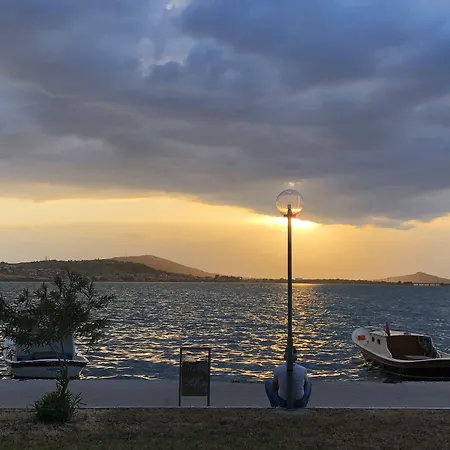 Sevinc Szálloda Ayvalı